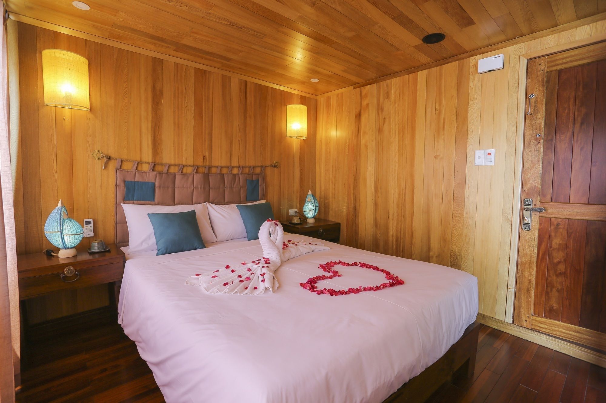 Secret Halong Cruise Otel Ha Long Dış mekan fotoğraf