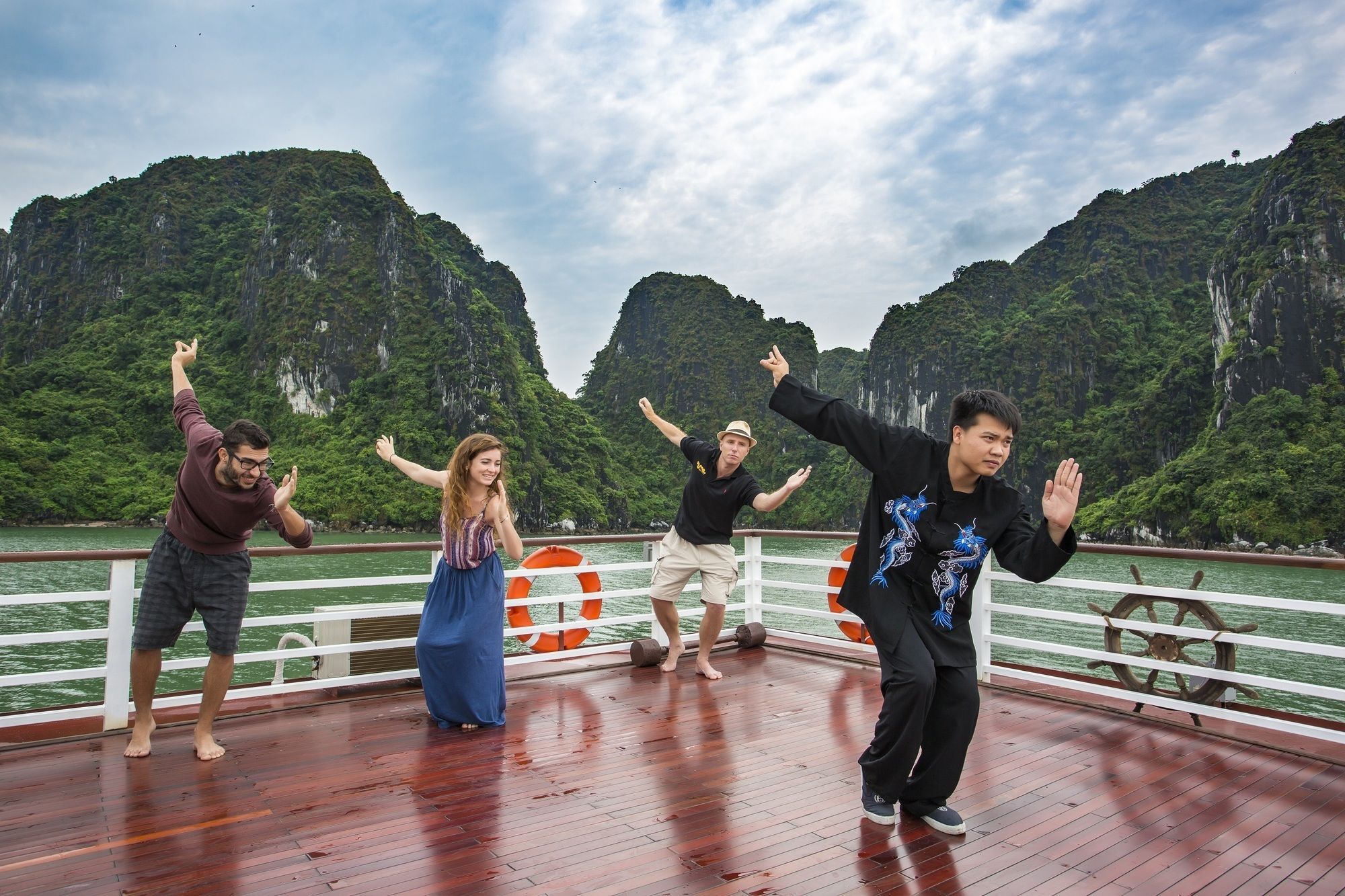 Secret Halong Cruise Otel Ha Long Dış mekan fotoğraf